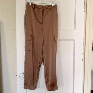NWOT Nicole Miller - High-rise Straight leg Satin Cargo Pants - mauve - size M
